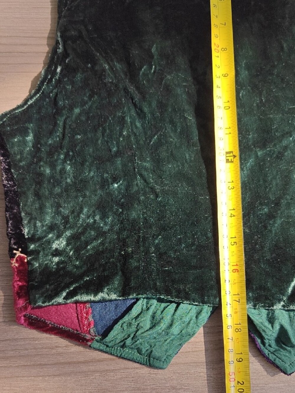 Vintage Le chteau Velvet Patchwork Vest - Multicolor - Picture 9 of 9